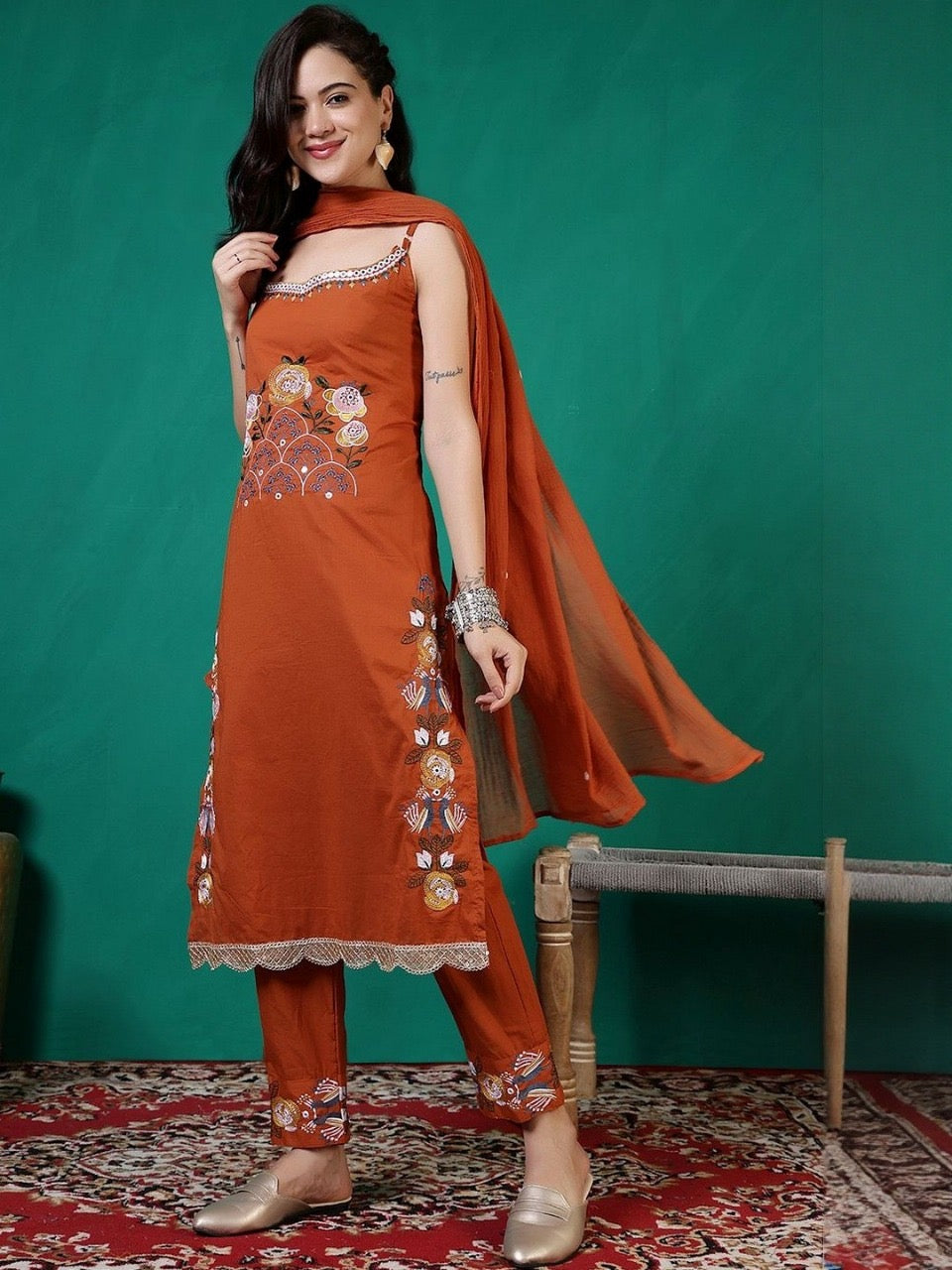 Elegant Cotton Embroidered Kurti Set with Dupatta | Sleeveless Festive Wear