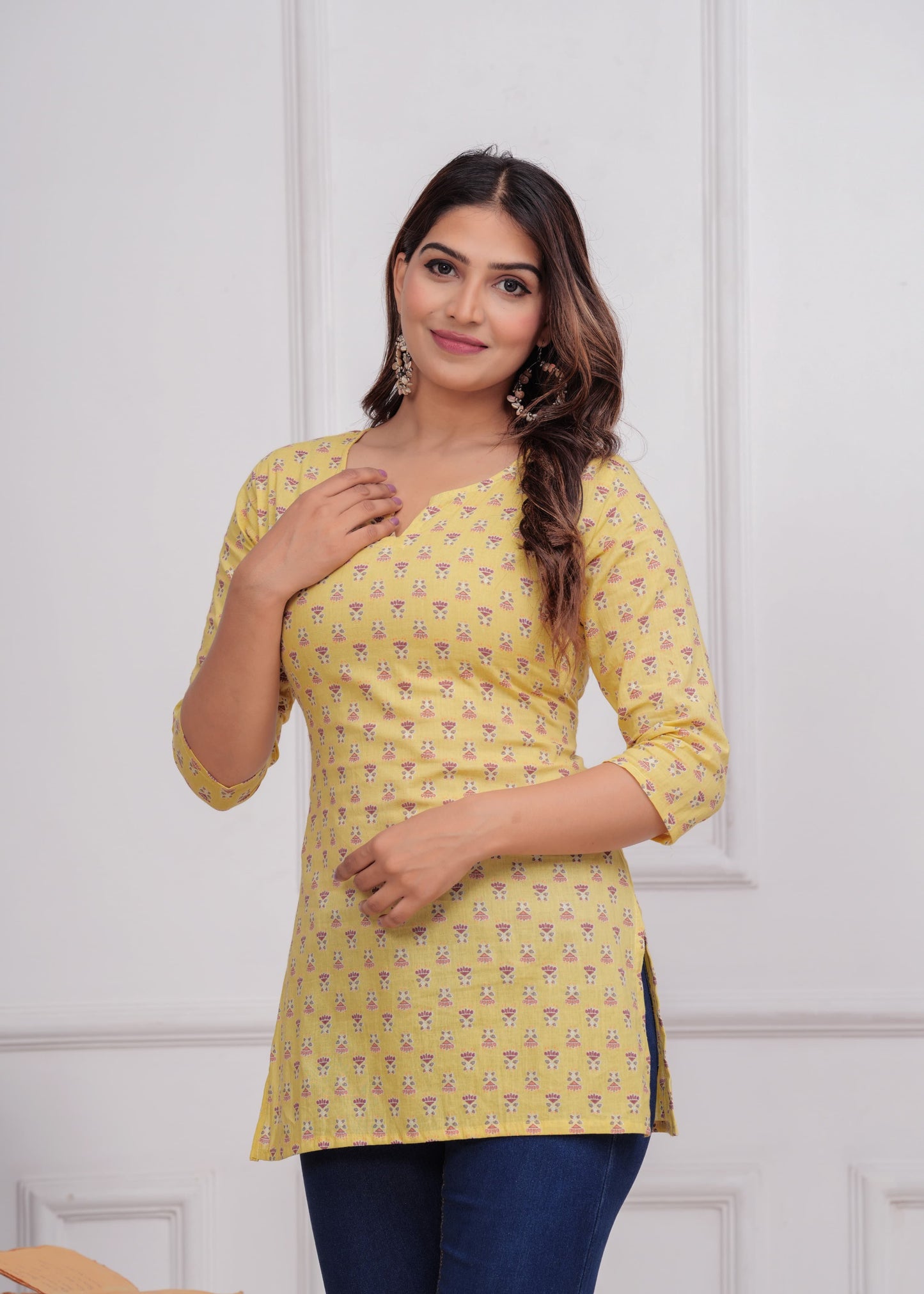 Jaipuri Short Kurti – Timeless All Season Trend